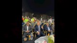 محافظ القاهرة يشارك أهالي الأسمرات متابعة افتتاح كأس العالم (25)
