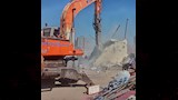 إزالة بناء مخالف في الإسكندرية (11)