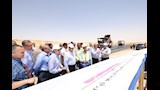 وزير النقل يتفقد محور دراو وعددًا من مشروعات أسيوط (2)