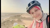 بـ"عجلة وعزيمة حديد".. حكاية رحلة استثنائية لرحالة مصرية إلى الوادي الجديد (صور)