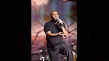 رامي صبري يشعل أجواء حفل الكويت تحت شعار كامل العدد (3)