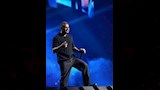 رامي صبري يتفاعل مع جمهور حفل الكويت (2)