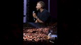 رامي صبري يتفاعل مع جمهور حفل الكويت (4)