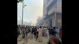 السيطرة على حريق بمخلفات زراعية أعلى أسطح 10 منازل (17)_8