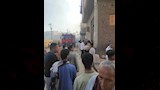 السيطرة على حريق بمخلفات زراعية أعلى أسطح 10 منازل (21)_12