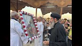 ليالٍ روحانية بأسيوط.. مواكب الأيقونات تجوب دير الجنادلة في عيده السنوي  (4)