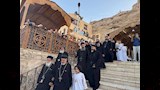 ليالٍ روحانية بأسيوط.. مواكب الأيقونات تجوب دير الجنادلة في عيده السنوي  (17)