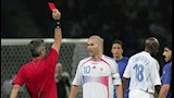 من القتل إلى سرقة والضغوط النفسية.. أبرز 10 لقطات جدلية في تاريخ كأس العالم