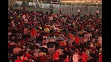 الجماهير المصرية تحتشد في الفان زون لتشجيع منتخب مصر (7)