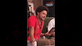 الإعلامي الأمريكي تريفور نوح يحتفل بهدف المنتخب المصري أمام بلجيكا (2)