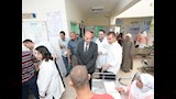 محافظ أسيوط يتفقد وحدة طب الأسرة بموشا ويُحيل موظفًا للتحقيق خلال متابعة انتظام العمل   (18)