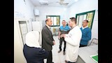 محافظ أسيوط يتفقد وحدة طب الأسرة بموشا ويُحيل موظفًا للتحقيق خلال متابعة انتظام العمل   (19)