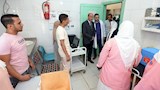 محافظ أسيوط يتفقد وحدة موشا الصحية ويحيل موظفًا للتحقيق