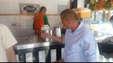بسبب "مادة محظورة".. محافظ المنيا يعلن الحرب على محلات عصير القصب المخالفة