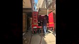 حريق شقة سكنية في شبرا الخيمة (2)