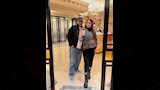 نسرين طافش تلتقط صورة سيلفي مع زوجها (2)
