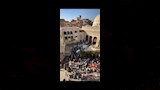 نعش الأم وطفليها