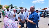 من المنتج للمستهلك.. جولة لمحافظ الإسكندرية في سوق المزارعين بمحطة الرمل (صور)