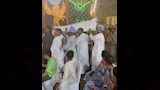  دخول عريس قاعة زفافه على نقالة بقنا (4)