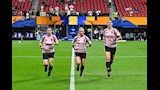 توري بينسو أول حكمة في كأس العالم 2026 (1)