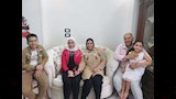 كنزي وسط أسرتها