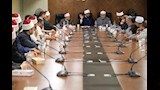 خلال الاجتماع