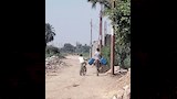 الأطفال فى رحلة البحث عن المياه بالفيوم_5