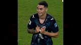ميجيل ألميرون أول لاعب يطرد بسبب القانون الجديد (3)