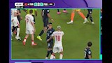 ميجيل ألميرون أول لاعب يطرد بسبب القانون الجديد (4)