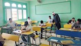 "فوق المتوسط".. تباين آراء طلاب الثانوية الأزهرية بجنوب سيناء حول امتحان الكيمياء -صور