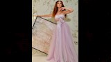 ميريام فارس بفستان جريء 