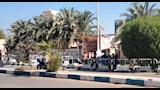 أولياء الامور ينتظرون ابنائهم خارج لجان الثانوية العامة بالوادي الجديد_3