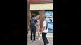 تفتيش آذان الطلاب قبل دخول لجان الثانوية العامة (8)