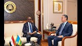وزير التموين يبحث مع سفير رواندا التعاون في الأمن الغذائي وتخزين الحبوب (1)