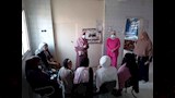 بالصور- فحص 1461 مواطنًا في قافلة طبية مجانية في بني سويف