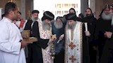 توافد آلاف الزائرين على الدير المحرق بأسيوط في احتفالات "حالة الحديد" (صور)