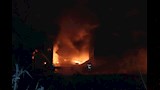 السيطرة على حريق مصنع البويات والزيوت بالخانكة بعد جهود مكثفة لقوات الحماية المدنية (4)