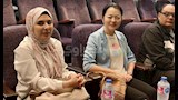 قنصل الصين تشارك جماهير الإسكندرية متابعة مباراة مصر ونيوزيلندا في الاستاد- صور