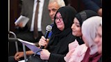 وزير العمل يسلم عددًا من عقود العمل لذوي الهمم (1)