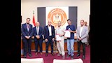وزير العمل يسلم عددًا من عقود العمل لذوي الهمم (4)