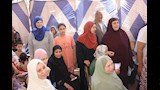محافظ القليوبية يتفقد قافلة طبية مجانية ويؤكد دعم الخدمات الصحية بالقرى (2)