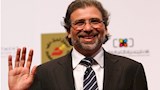 "اتخفف جامد".. خالد يوسف يكشف سبب المشاهد الجريئة في فيلم الريس عمر حرب- فيديو