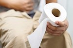 سبب خروج البراز على شكل ماء في فصل الصيف- هل له دلالات خطيرة؟