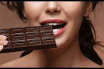 الشوكولاته الداكنة والنقرس- ماذا يحدث لحمض اليوريك عند تناولها؟