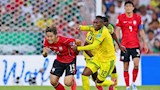 خلال مباراة جنوب أفريقيا وكوريا الجنوبية (5)