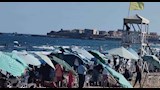 قبل ما تنزل البحر.. تعرف على ألوان الرايات بشواطئ الإسكندرية في "الويك إند"- صور 