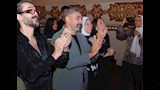 ياسر جلال وزوجته يشاهدان مسرحية الملك لير