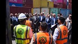 وزير الاستثمار يتفقد سير العمل بميناء الدخيلة خلال عطلة نهاية الأسبوع (8)