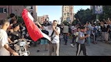 أهالي أسيوط يحتفلون بتأهل منتخب مصر (19)