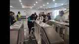 توافد الركاب على محطة الاستاد بالمونوريل  (11)